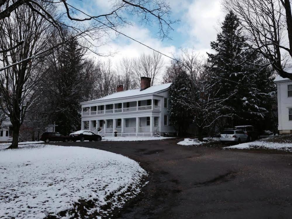 The Old Inn On The Green New Marlborough Esterno foto